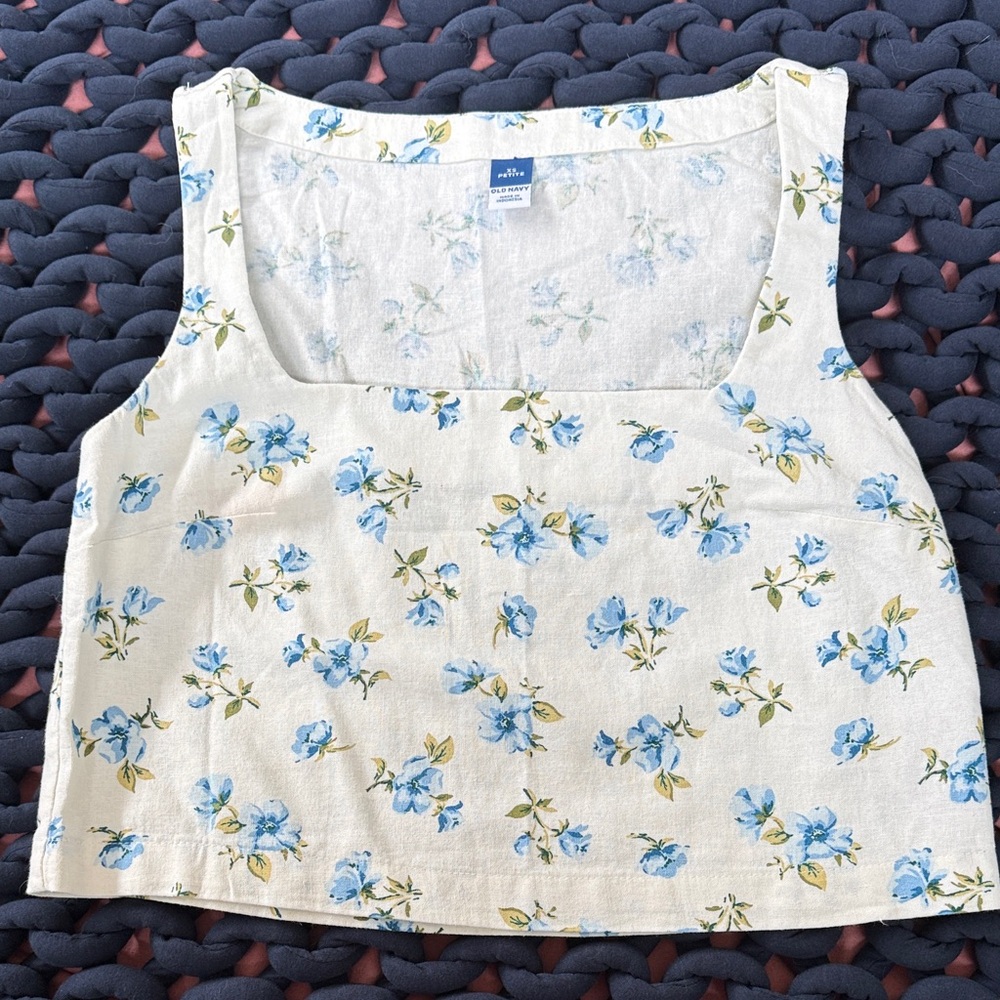 Old Navy Cream and Blue Floral Crop Top